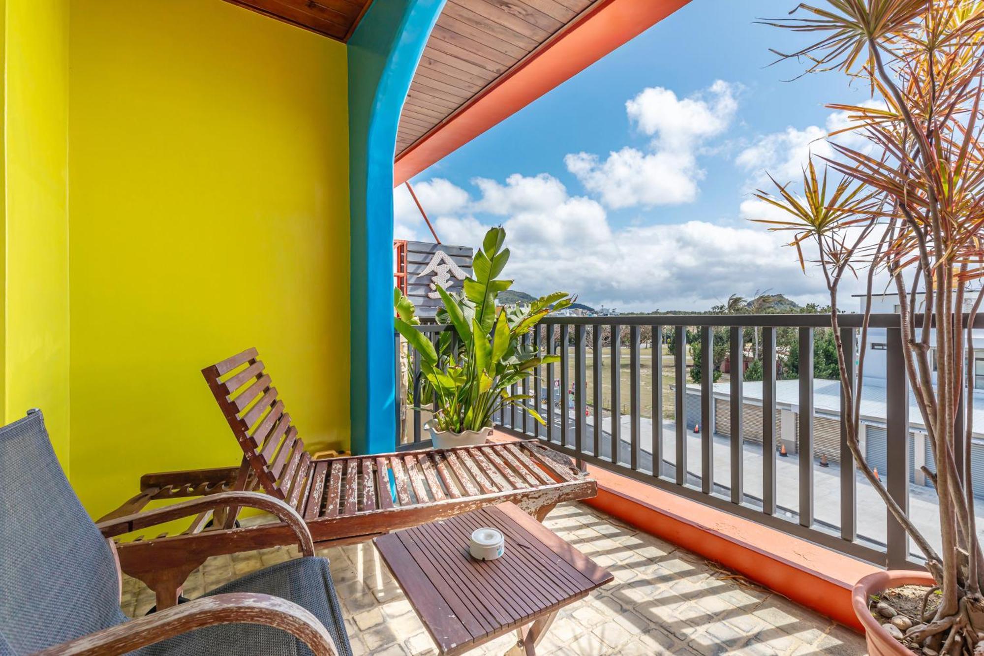 Golden Ocean Azure Hotel Kenting Exterior photo